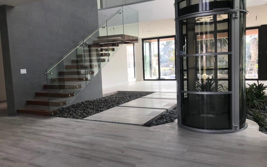 Escalera moderna y flotante, Metal Art Inc