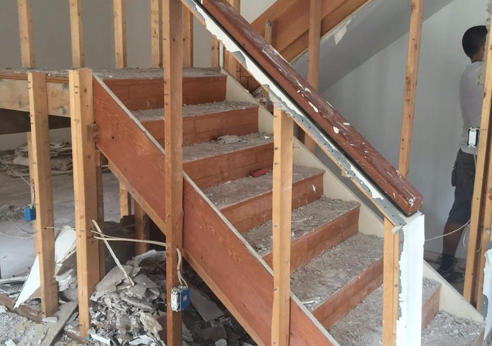 Escaleras Elevadas Many Residence