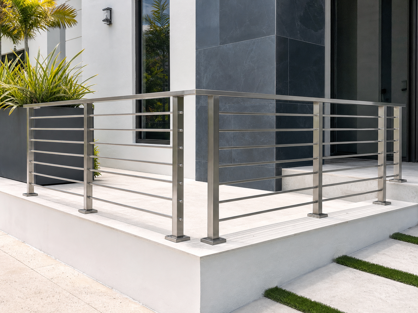 08-service-stainless-steel-bar-railing Stainless steel bar railing on modern balcony